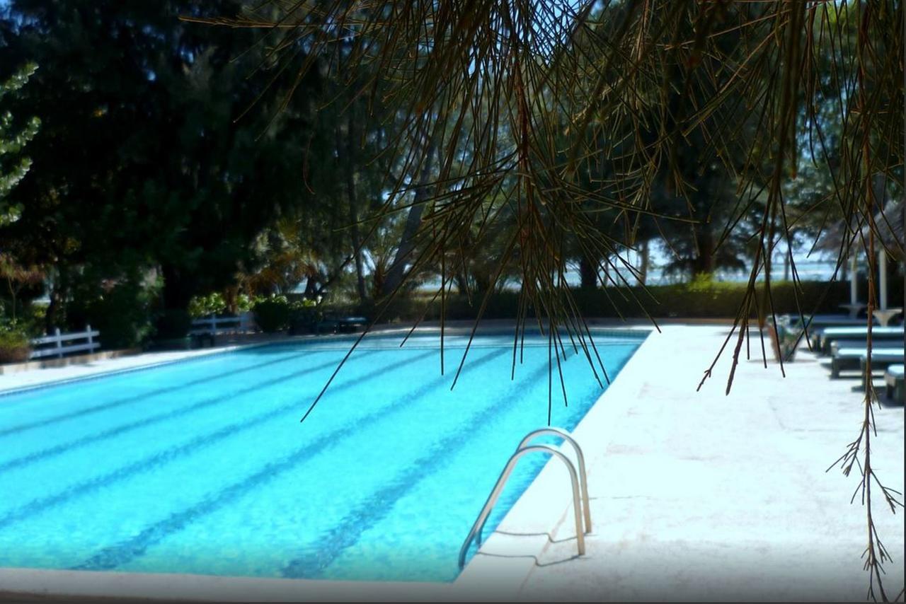 Diamarek Hotel Sur La Plage Saint-Louis Exterior photo