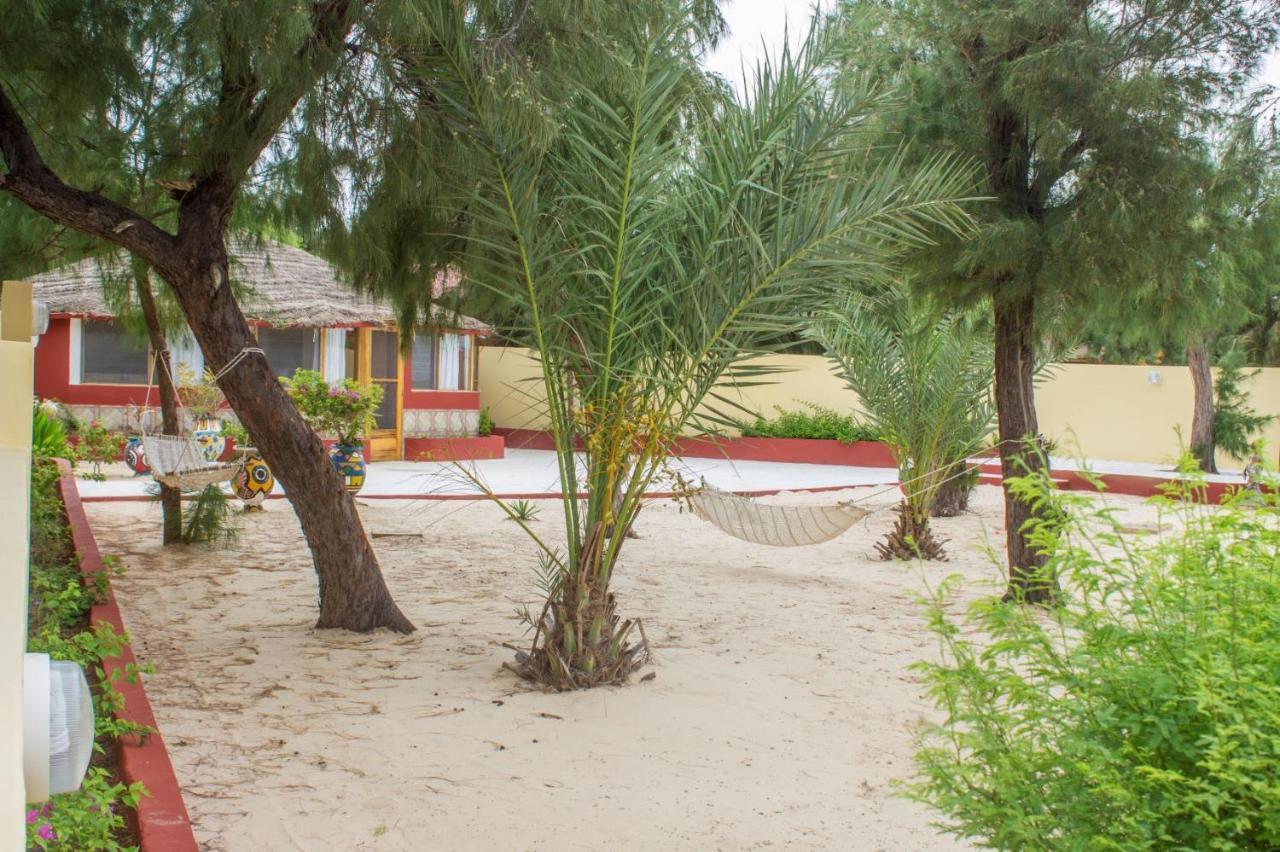 Diamarek Hotel Sur La Plage Saint-Louis Exterior photo